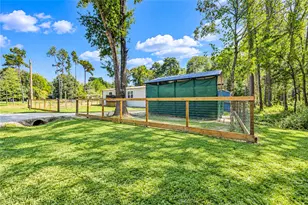 225 County Rd 3294, Cleveland, TX 77327 - Photo 42