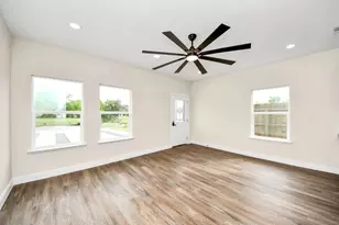 3808 Hiford Dr, Houston, TX 77047 - Photo 6