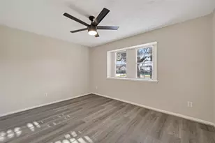 6038 Greenmont Dr, Houston, TX 77092 - Photo 20