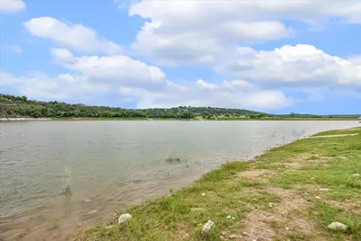 511 Chimney Cove Drive, Marble Falls, TX 78654 - Photo 30