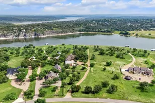 511 Chimney Cove Dr, Marble Falls, TX 78654 - Photo 32