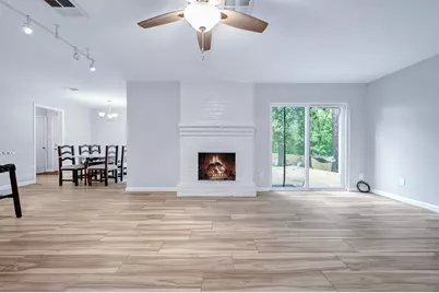 10311 Woodhollow Drive, Conroe, TX 77385 - Photo 8