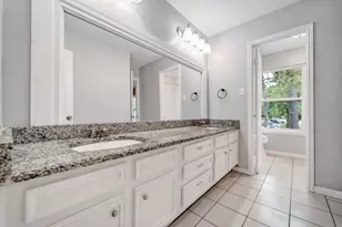 10311 Woodhollow Dr, Conroe, TX 77385 - Photo 24