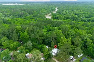 10311 Woodhollow Dr, Conroe, TX 77385 - Photo 2