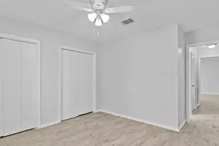 12002 Leitrim Way, Houston, TX 77047 - Photo 18