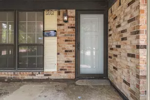 12002 Leitrim Way, Houston, TX 77047 - Photo 2