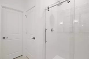 7811 Jasper Mdws Wy, Angleton, TX 77515 - Photo 20