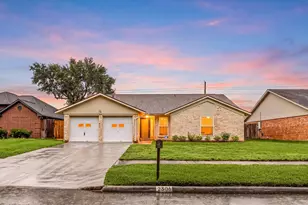 2306 Townhall Ln, Katy, TX 77449 - Photo 2