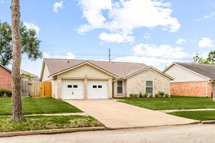 2306 Townhall Ln, Katy, TX 77449 - Photo 4