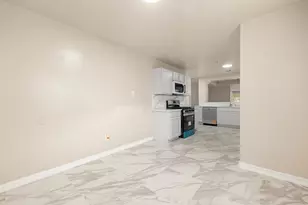 9230 Wolcott Park Ln, Houston, TX 77075 - Photo 18