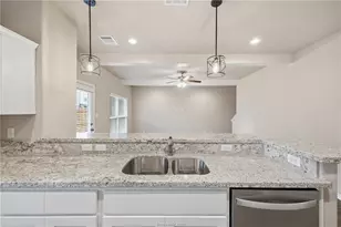 536 Momma Bear Dr, College Station, TX 77845 - Photo 10