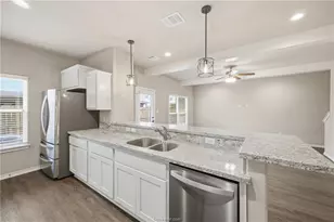 536 Momma Bear Dr, College Station, TX 77845 - Photo 8