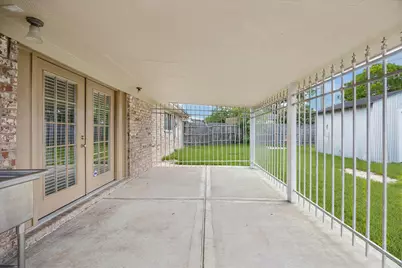 12015 Sea Shore Drive, Houston, TX 77072 - Photo 10