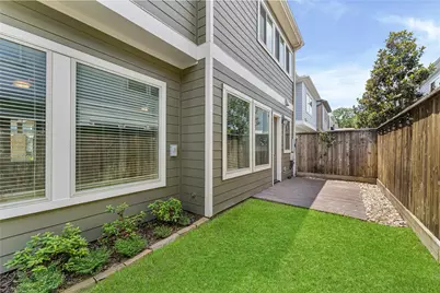 8910 Highgate Lane, Houston, TX 77080 - Photo 24