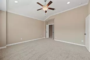 8910 Highgate Ln, Houston, TX 77080 - Photo 14
