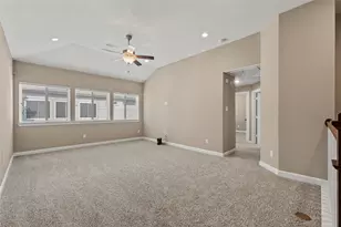 8910 Highgate Ln, Houston, TX 77080 - Photo 18