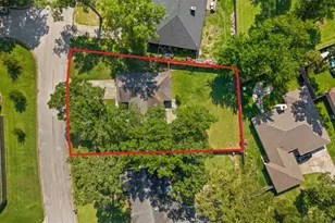 706 S Hyannis Port St, Crosby, TX 77532 - Photo 26