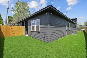 6314 Crest St, Houston, TX 77033 - Photo 22