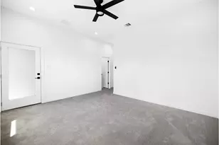 6314 Crest St, Houston, TX 77033 - Photo 16