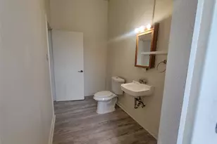 1910 Avenue N, Galveston, TX 77550 - Photo 2