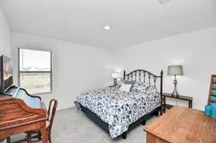 732 Willow Harbor Ln, La Marque, TX 77568 - Photo 18