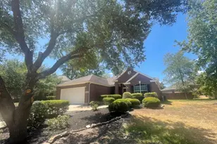 38 Robin Caper Ct, The Woodlands, TX 77382 - Photo 2