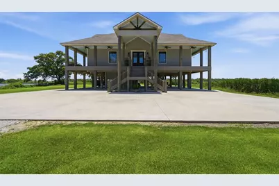 7165 Backridge Road, Sabine Pass, TX 77655 - Photo 2
