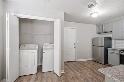 4226 Coke Street, Houston, TX 77020 - Photo 10