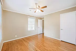 4613 Braeburn Dr, Bellaire, TX 77401 - Photo 24