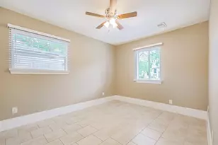 4613 Braeburn Dr, Bellaire, TX 77401 - Photo 14
