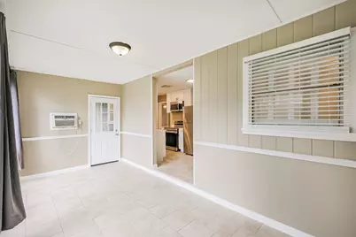 4613 Braeburn Drive, Bellaire, TX 77401 - Photo 18