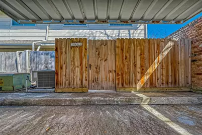 14690 Perthshire Road #A, Houston, TX 77079 - Photo 38
