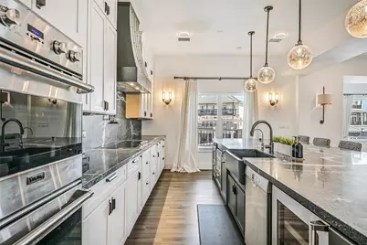 1614 Castaway Street, Tiki Island, TX 77554 - Photo 14