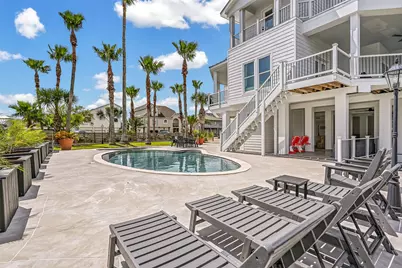 1614 Castaway Street, Tiki Island, TX 77554 - Photo 4