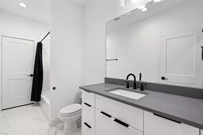 2404 Hadley Street #C, Houston, TX 77003 - Photo 16