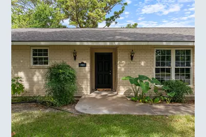 1620 Baylor, Bay City, TX 77414 - Photo 2