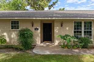 1620 Baylor, Bay City, TX 77414 - Photo 2