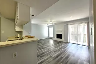 3919 Fairmont Pkwy, Pasadena, TX 77504 - Photo 6