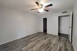 3919 Fairmont Pkwy, Pasadena, TX 77504 - Photo 16