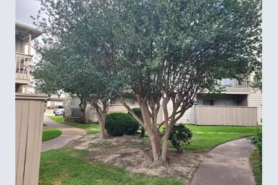 3919 Fairmont Parkway #180, Pasadena, TX 77504 - Photo 2