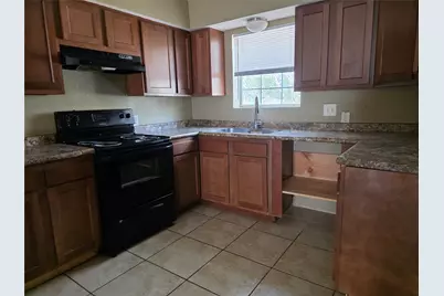 1502 Oleander Drive #C, La Marque, TX 77568 - Photo 4