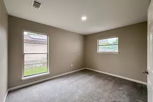 7710 Claiborne St, Houston, TX 77016 - Photo 14