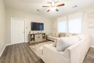 2011 Nottingham St, Pasadena, TX 77502 - Photo 14
