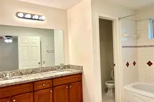 11703 Seawood Dr, Houston, TX 77089 - Photo 8