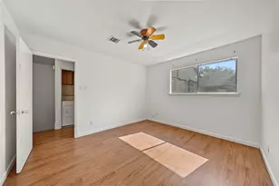 8315 Augustine Dr, Houston, TX 77036 - Photo 32