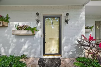 1601 Elmen Street, Houston, TX 77019 - Photo 2