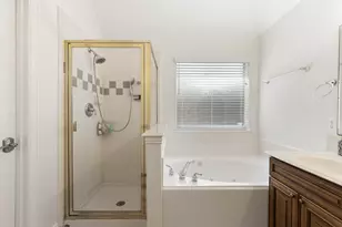 2412 Hidden Creek Dr, Pearland, TX 77581 - Photo 26