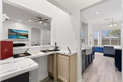 2412 Hidden Creek Drive, Pearland, TX 77581 - Photo 16