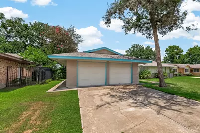 1715 Ramada Drive, Houston, TX 77062 - Photo 2