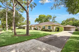10907 Overbrook Ln, Houston, TX 77042 - Photo 30